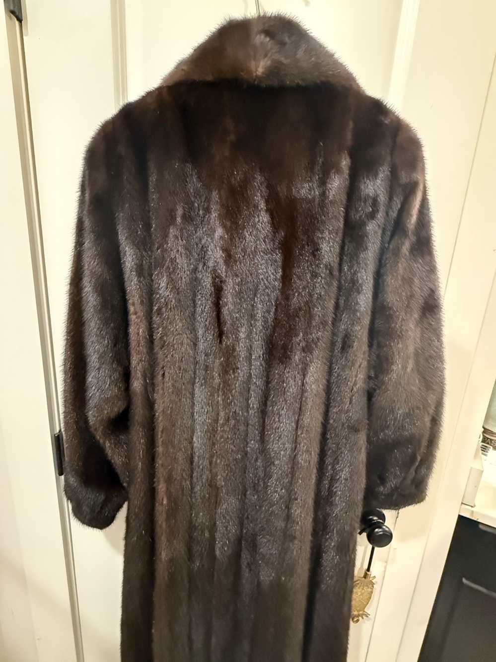 Vintage Yudofsky Furriers Full Length Dark Brown Mink Fur Coat - Picture 13 of 16